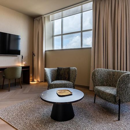 Hotel De Zeevaartschool Vlissingen Bagian luar foto
