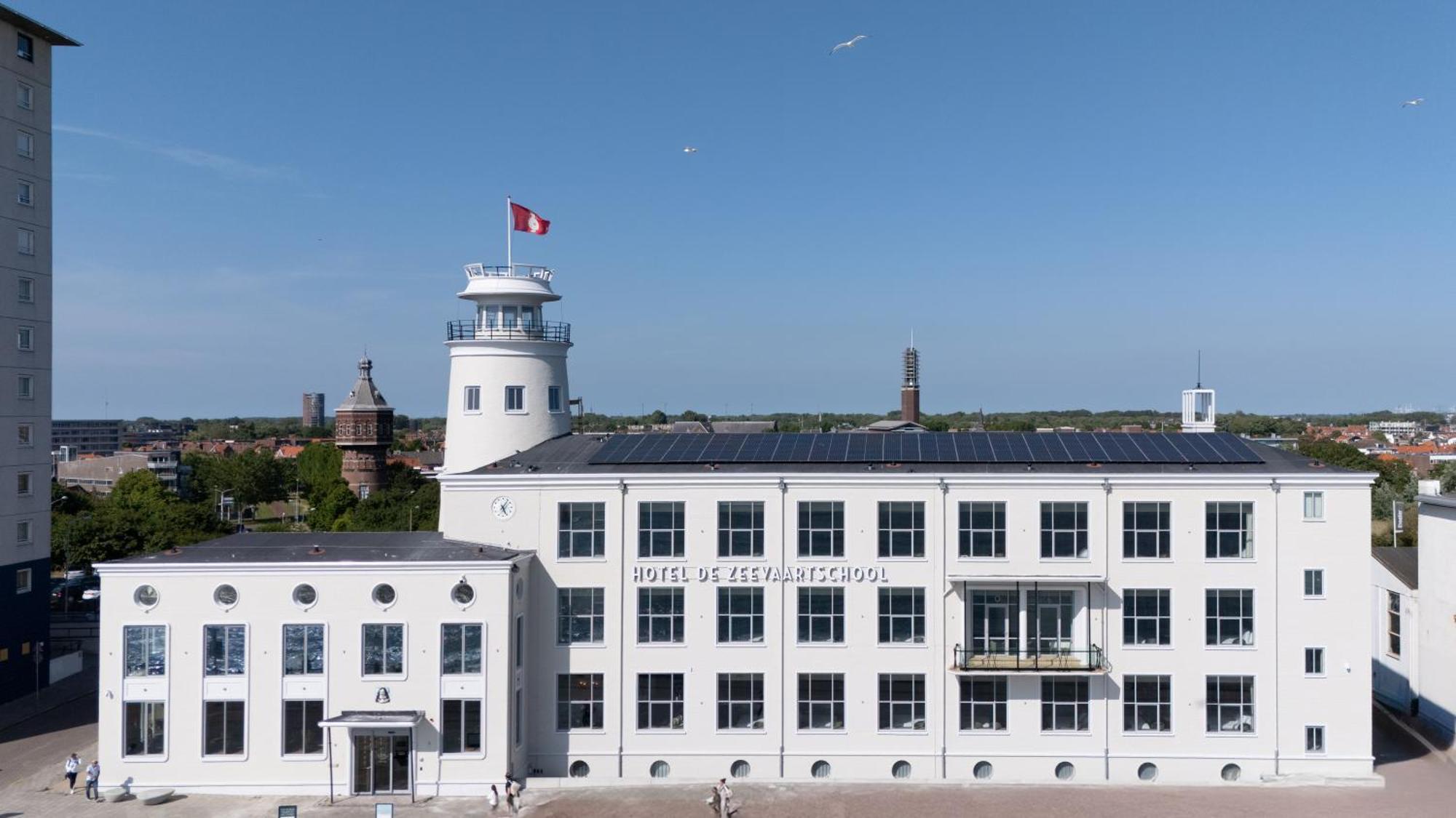 Hotel De Zeevaartschool Vlissingen Bagian luar foto